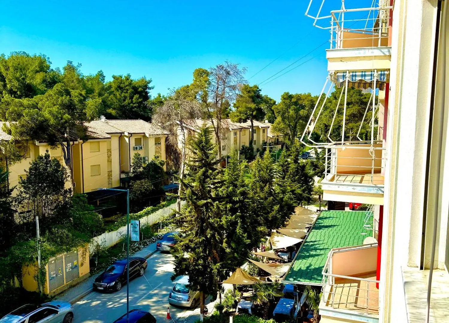 Holiday Apartment In Golem Beach